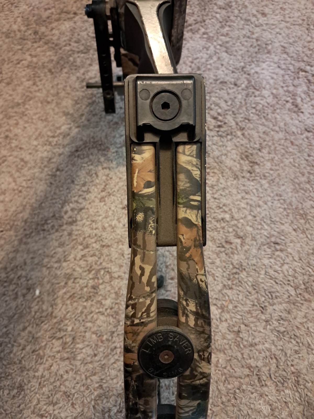 Golden Eagle SplitFire Right Hand Compound Bow 90lb / 29" Draw Length