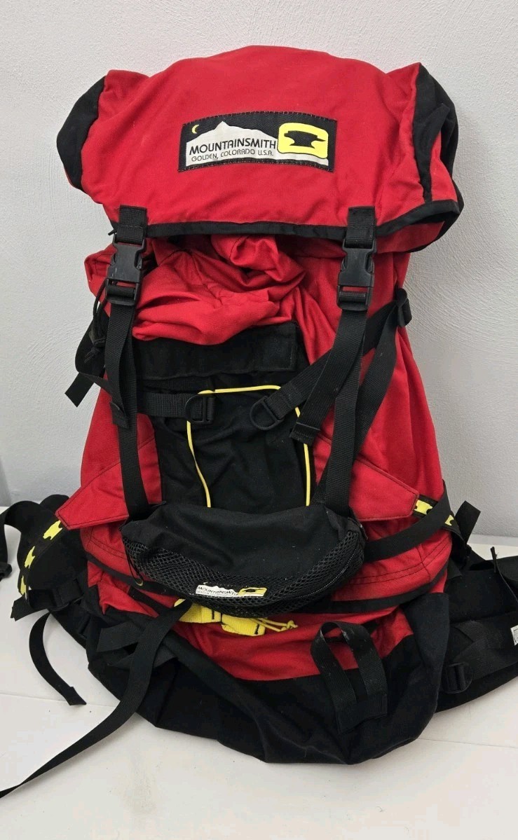 VTG Mountainsmith Back Pack Frostfire II Colorado USA Red w/ Rain Cover Padded