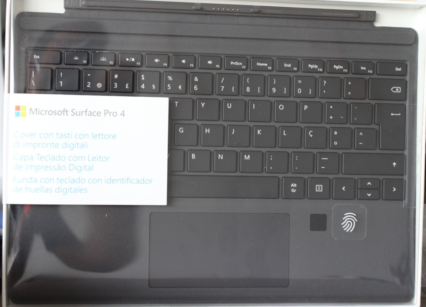 Microsoft Surface Pro 4 Type Cover With Fingerprint Black Portuguese Version