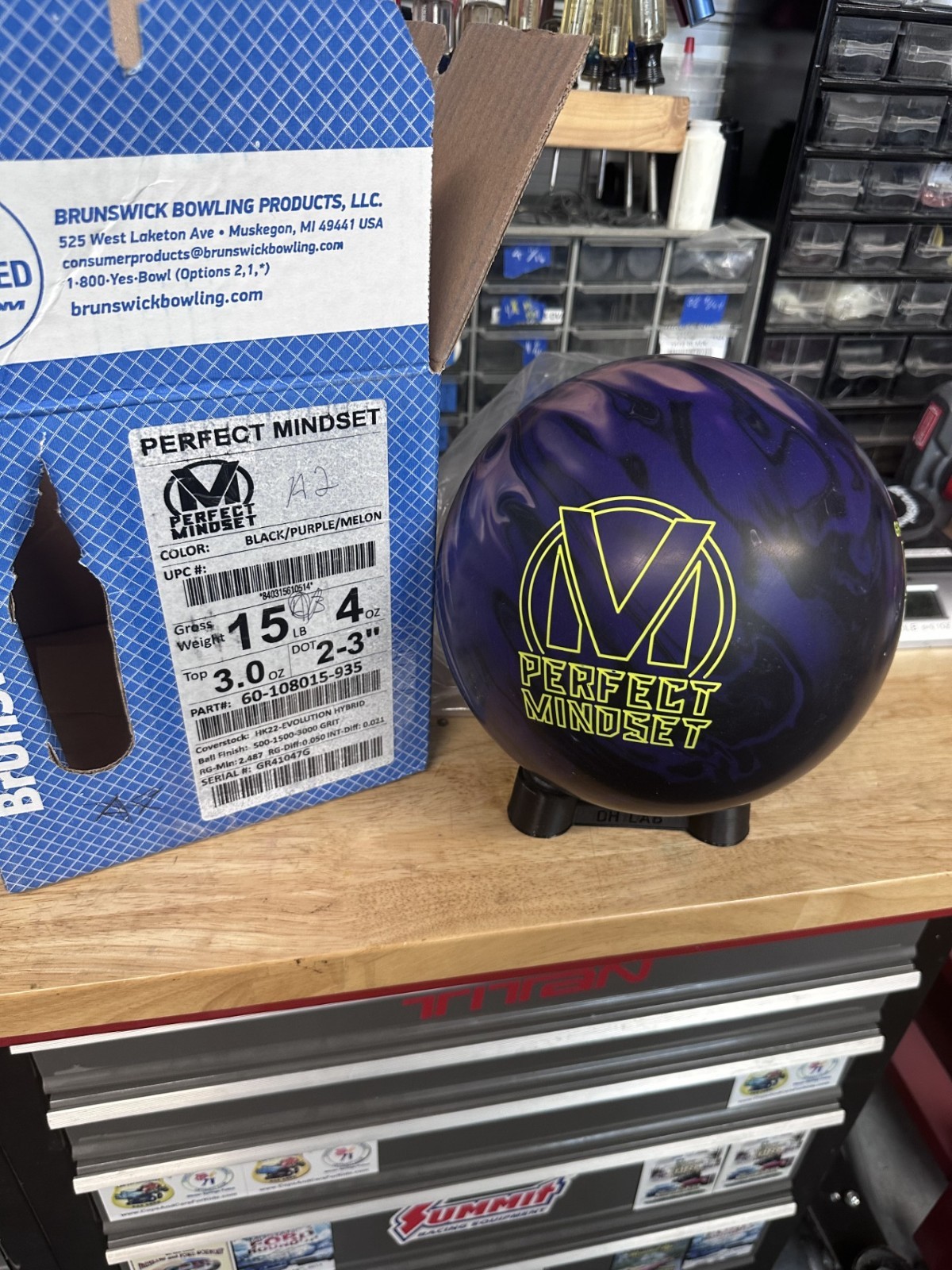NEW - NIB 15lb Brunswick " PERFECT MINDSET " UNDRILLED - NIB