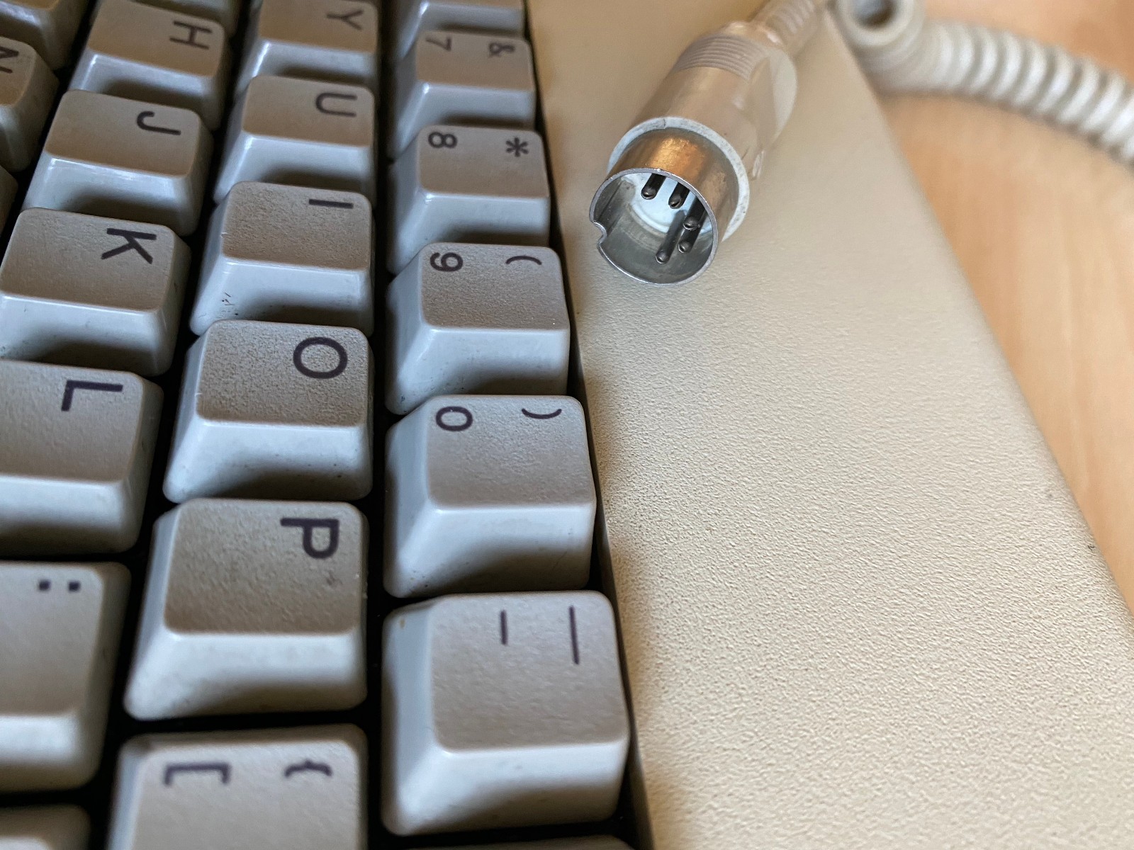 Commodore HI-TEK Keyboard for Commodore PC 631462