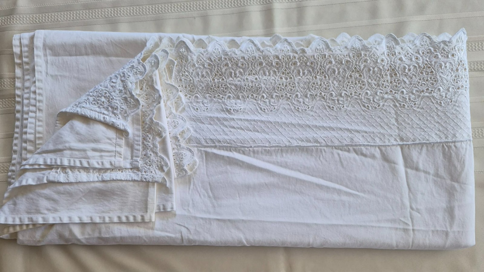 VTG 100% Cotton Eyelet Lace King Flat Sheet Broderie Anglaise White 99x96 India