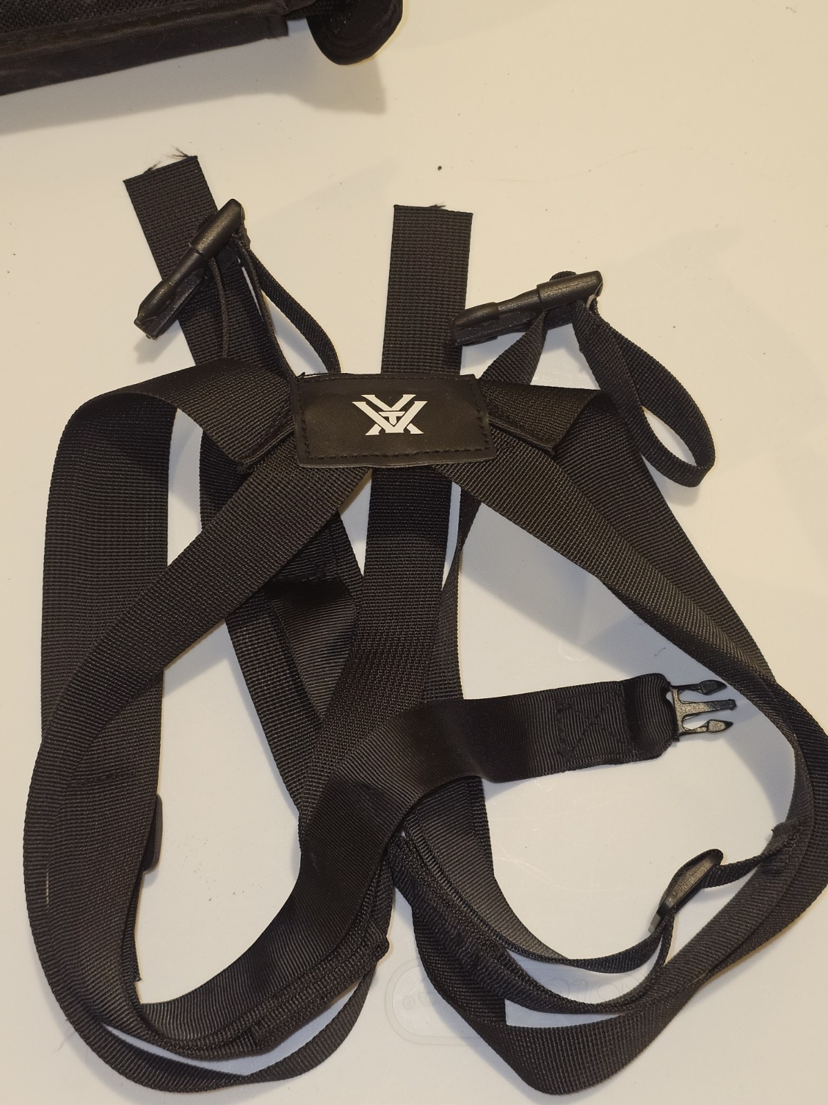 Vortex Binocular Harness Black