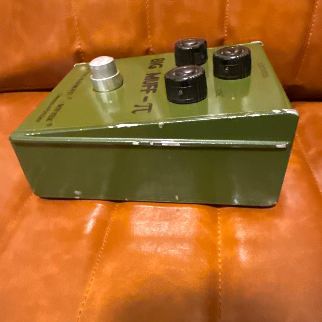 BIG MUFF Rare Army Green Transition Model