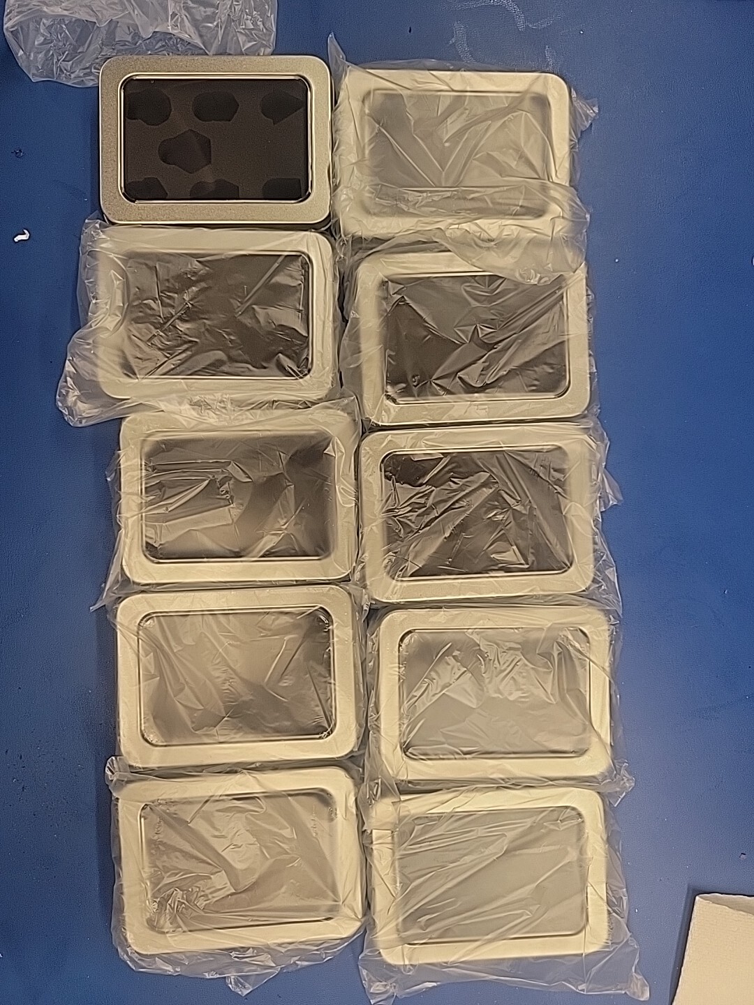 *Lot of 10 * DND 7 dice metal storage tins with window and inserts