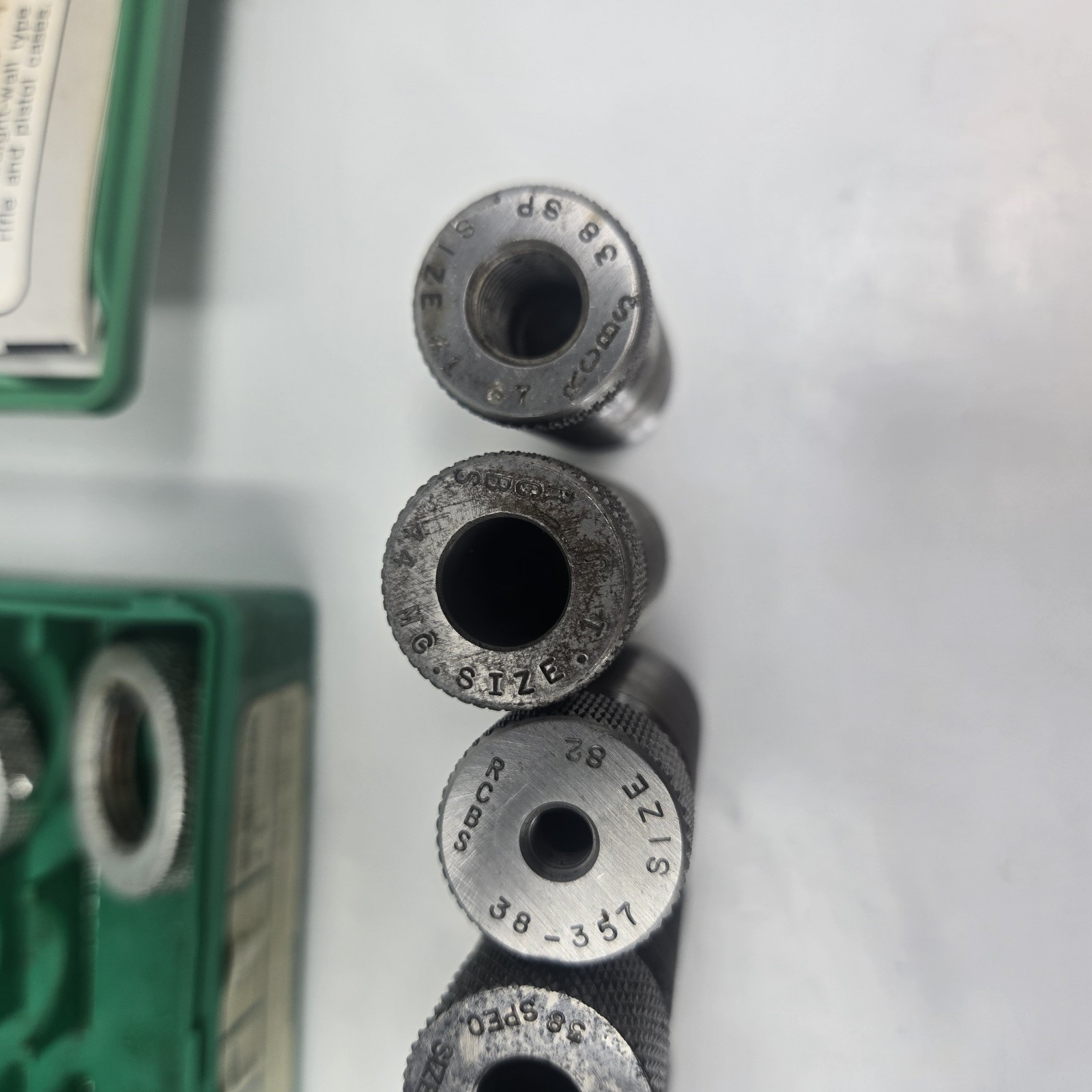 Rcbs Reloading Dies Lot .44 .38 357 18606 18208 READ DESCRIPTION