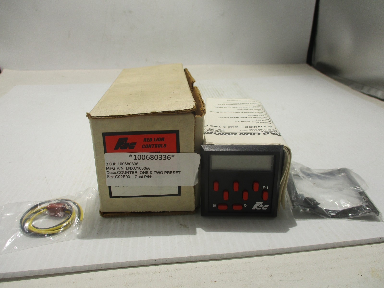 NEW RED LION LNXC1030 COUNTER