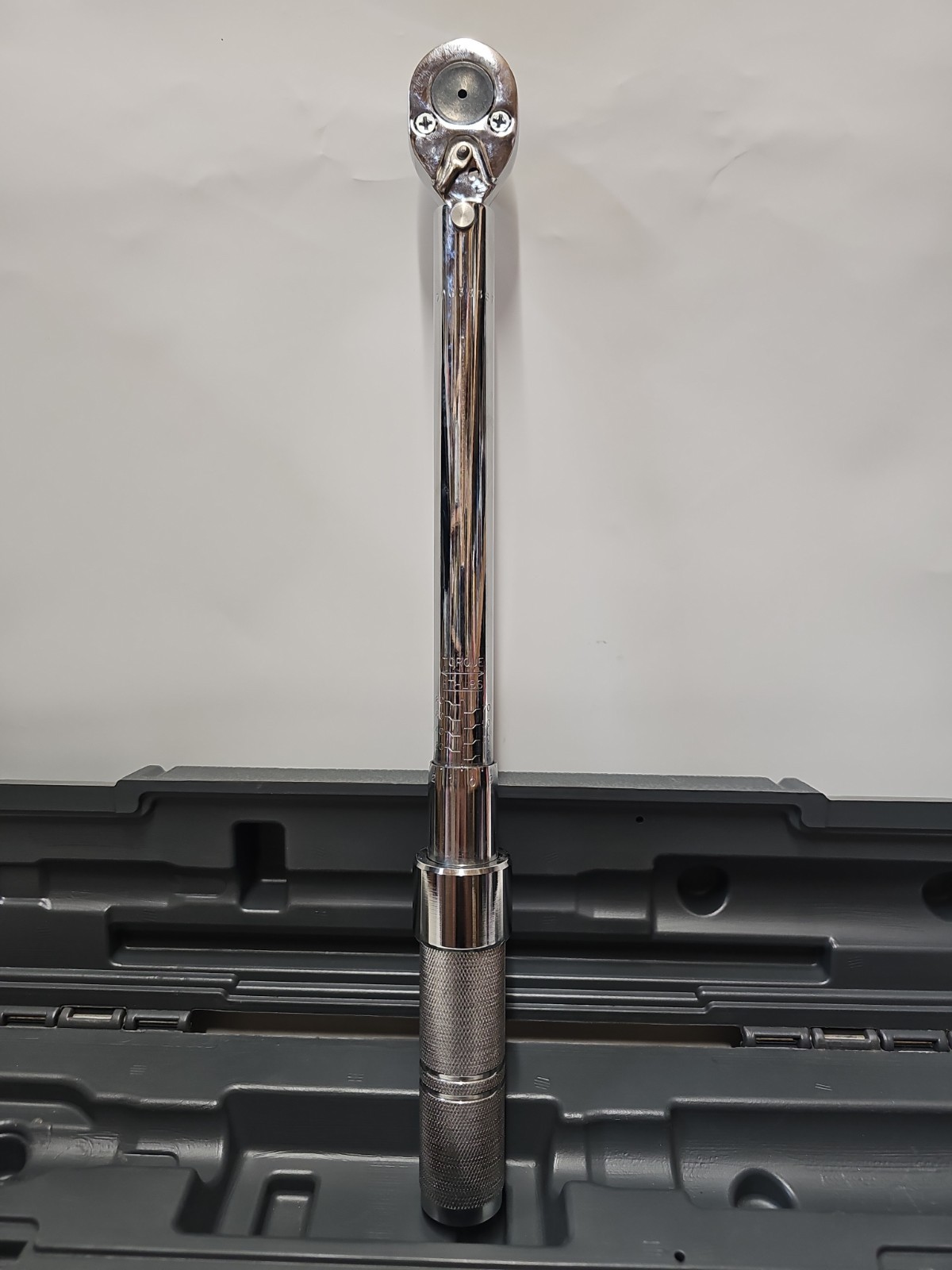 NEW Proto 6008C 1/2" Drive Micrometer Click Torque Wrench 16-80 Ft-Lbs USA