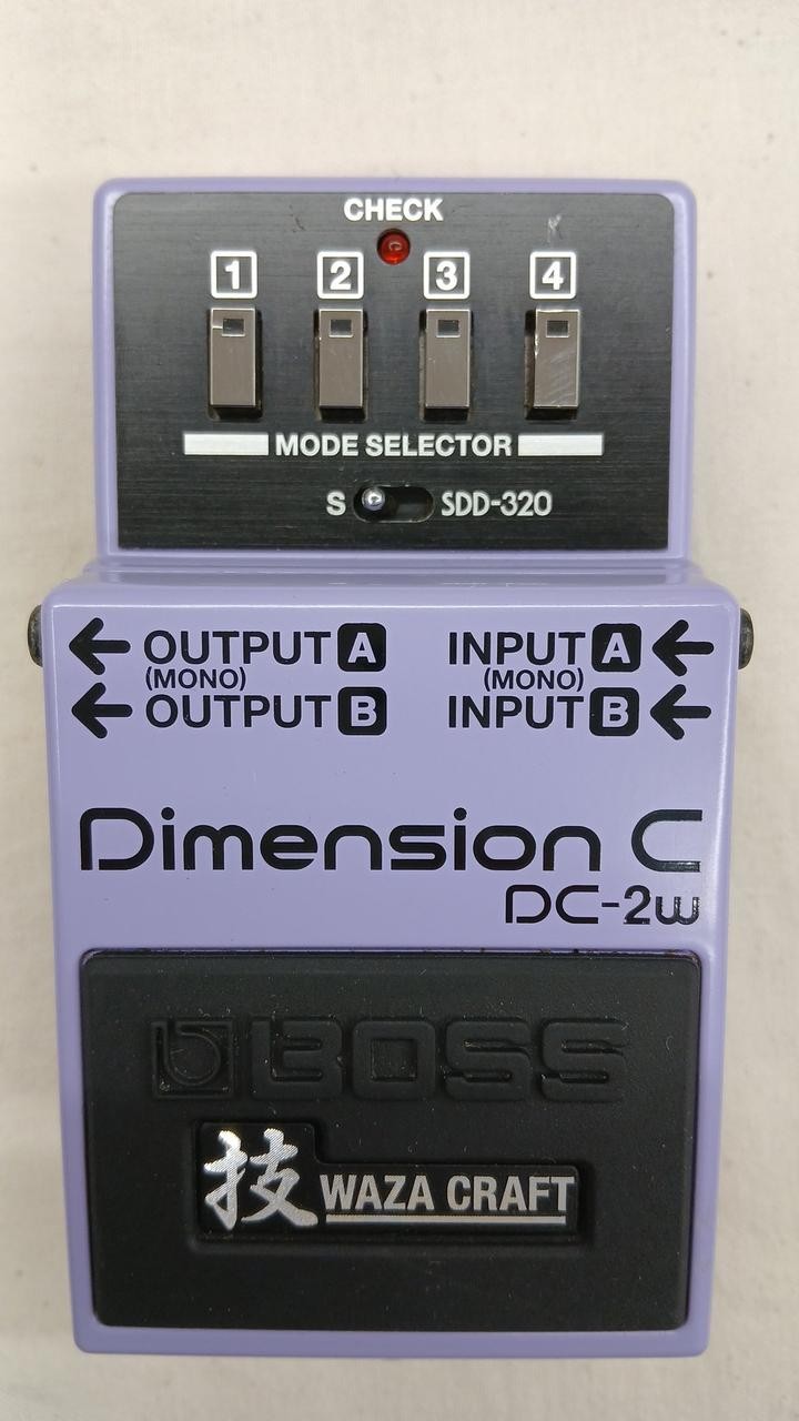 BOSS DC2W Effects Pedal Compact Time Dimension Vintage Tone Rare Pro
