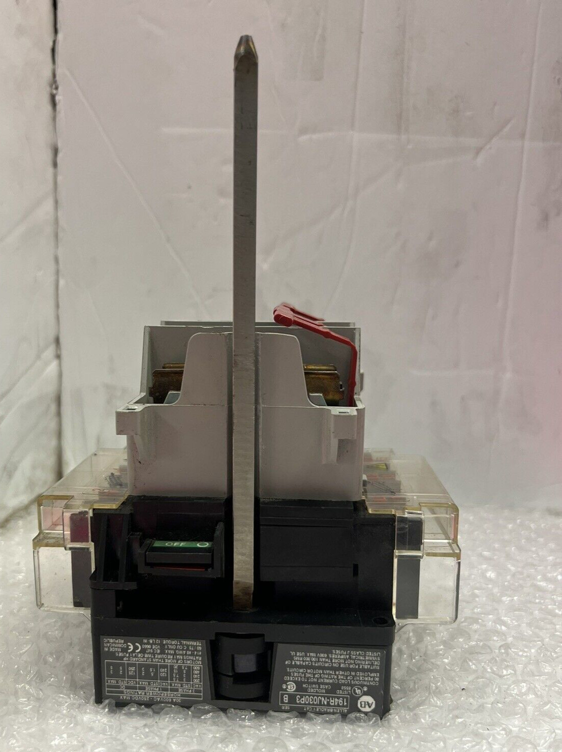 USED A-B 194R-NJ030P3 Ser B 3 Pole 30 A Fused Disconnect Switch 194R