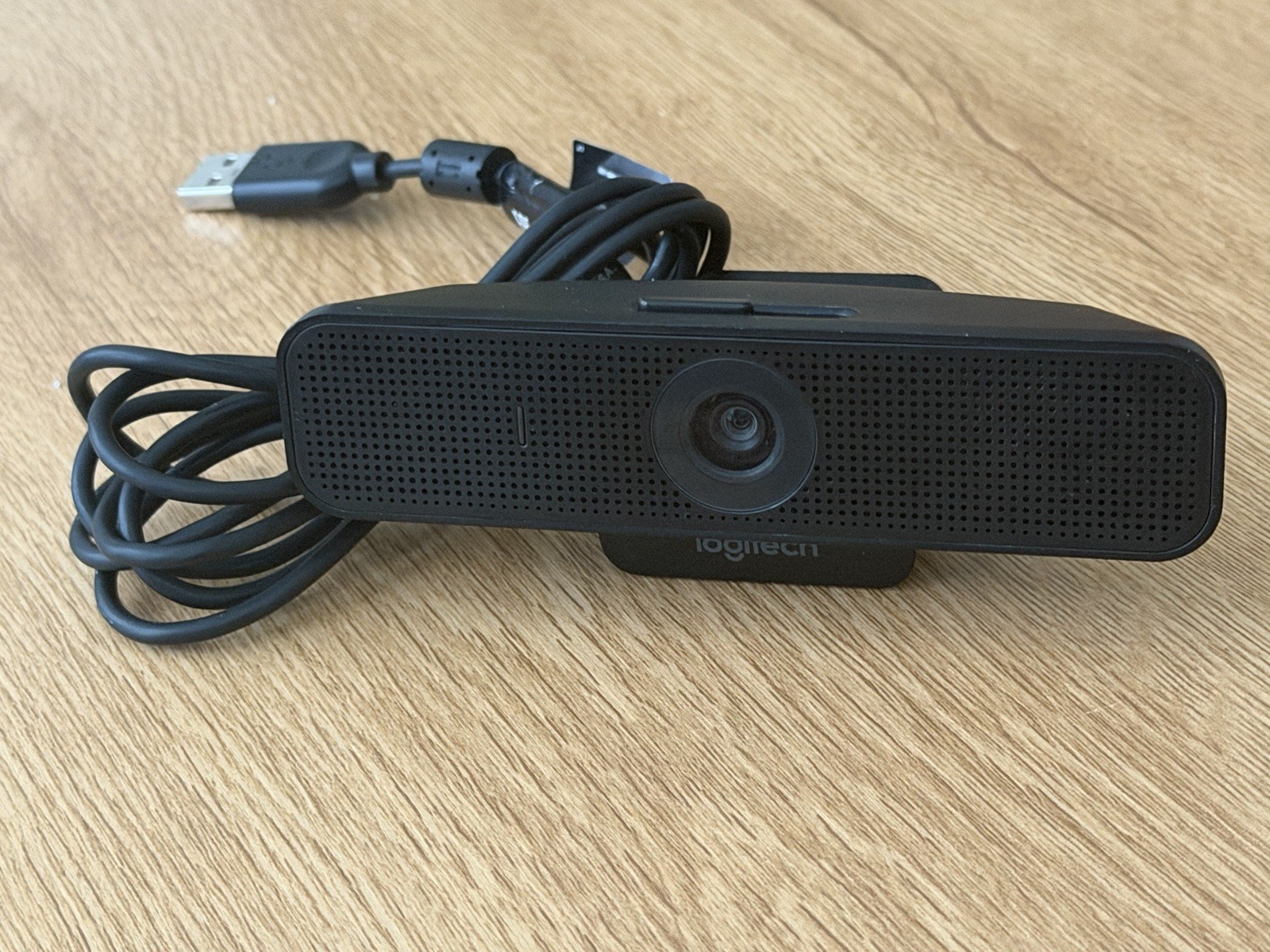 Logitech C925e Webcam USB HD 1080p/30fps Video Built-In Stereo Mic Privacy Shade