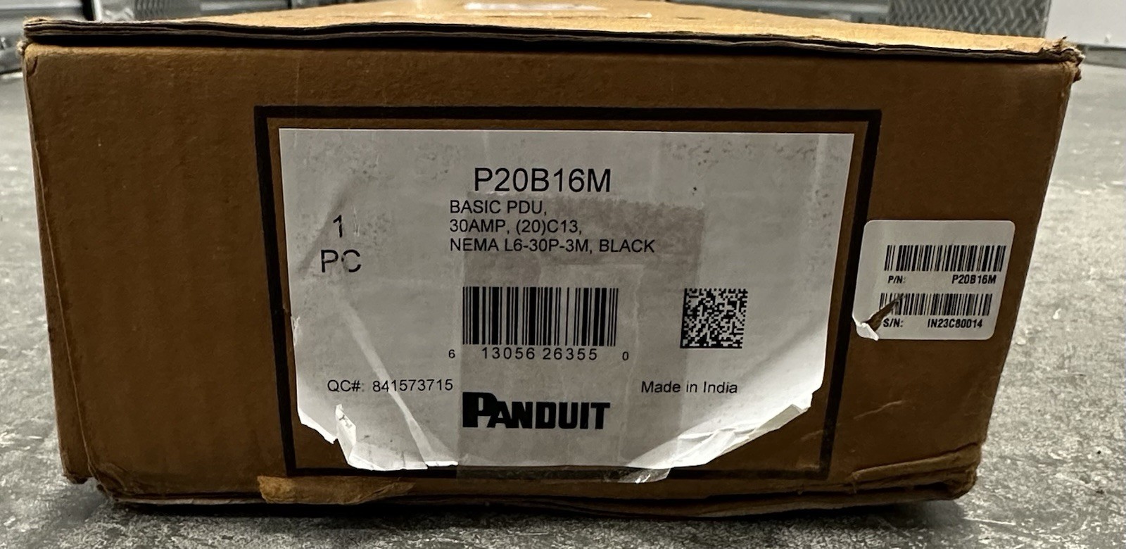 Panduit Basic PDU 30 Amp Rack Mount - C-13 - NEMA L6-30P-3M - P20B16M - NIB
