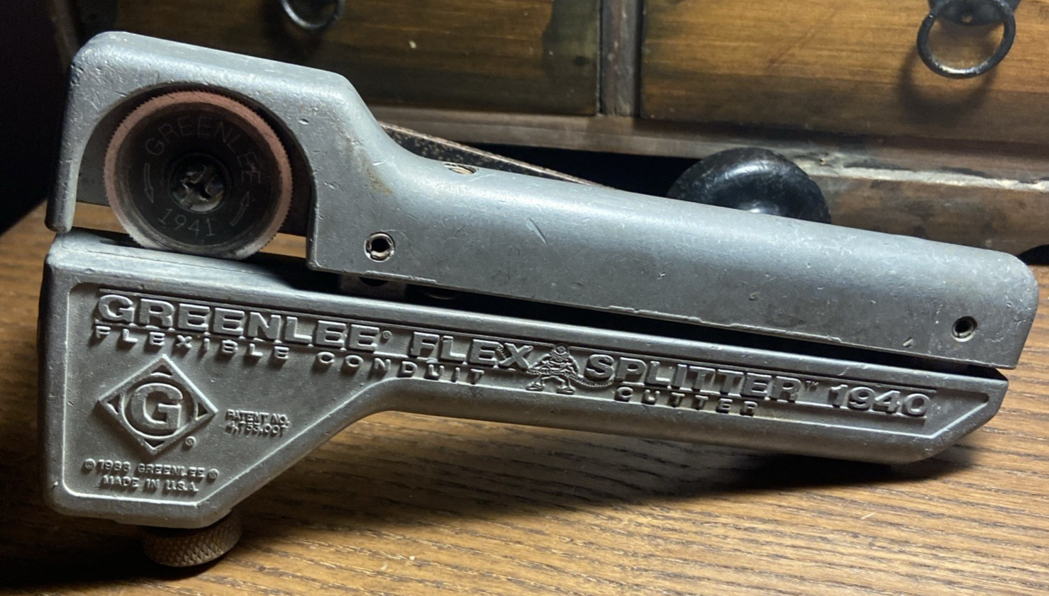 Greenlee Flex Splitter Model #1940 Flexible Conduit Cutter