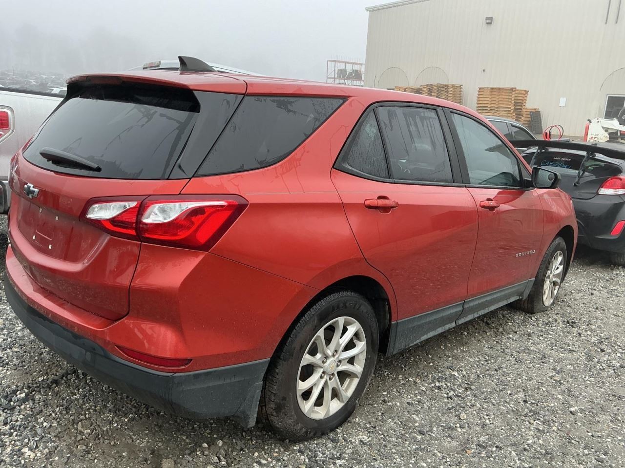 EQUINOX 2020 Glove Box 4968616