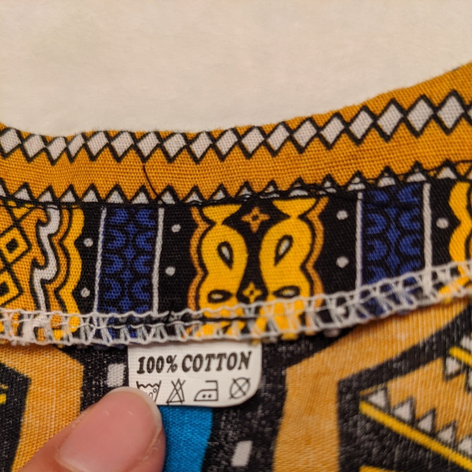 Red African Unisex Dashiki Shirt Size Small Pockets