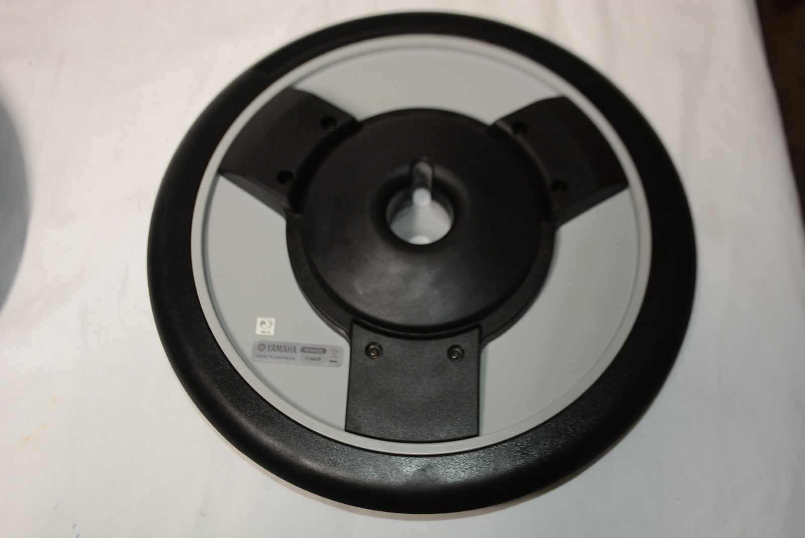 Yamaha RHH135 Electronic Hi-Hat Controller Drum Trigger Pad