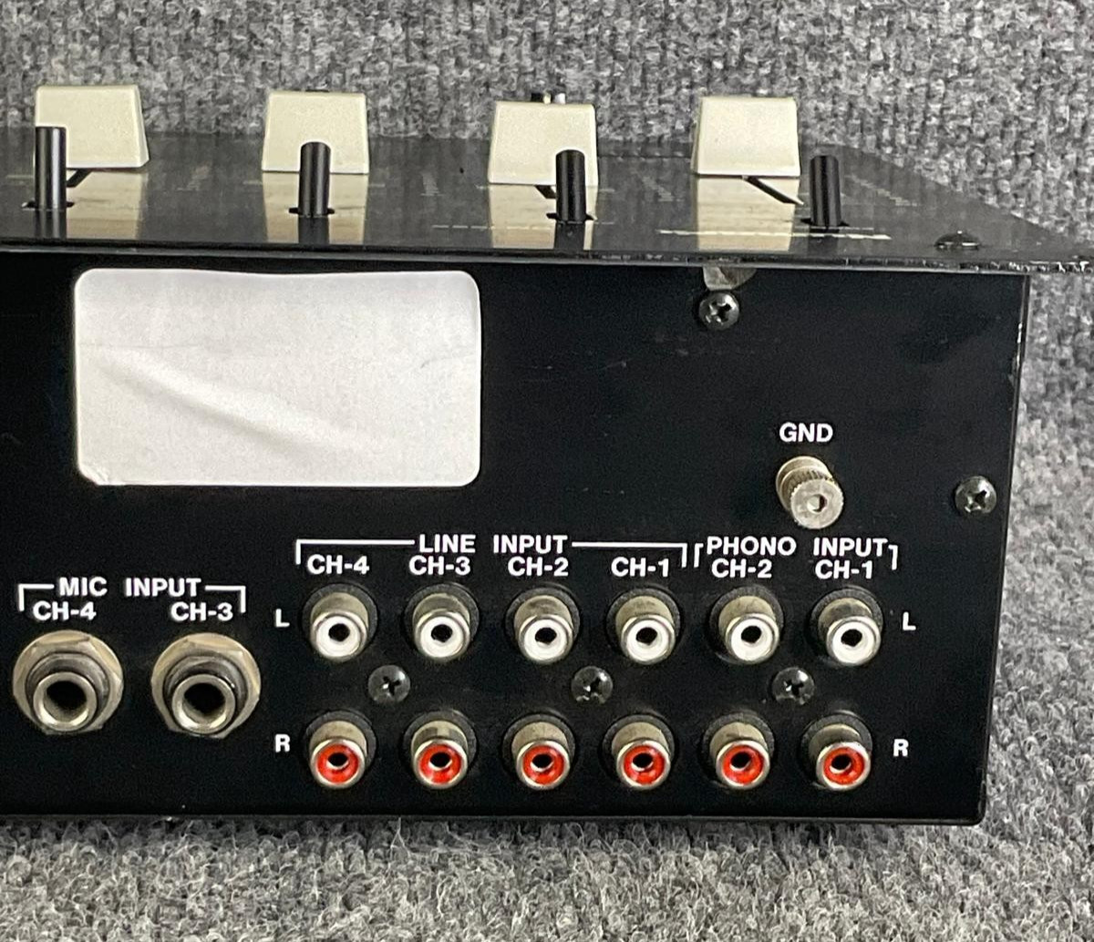 Numark DM-1650 Stereo Equalizer DJ Mixer Pre-Amp Control 39582