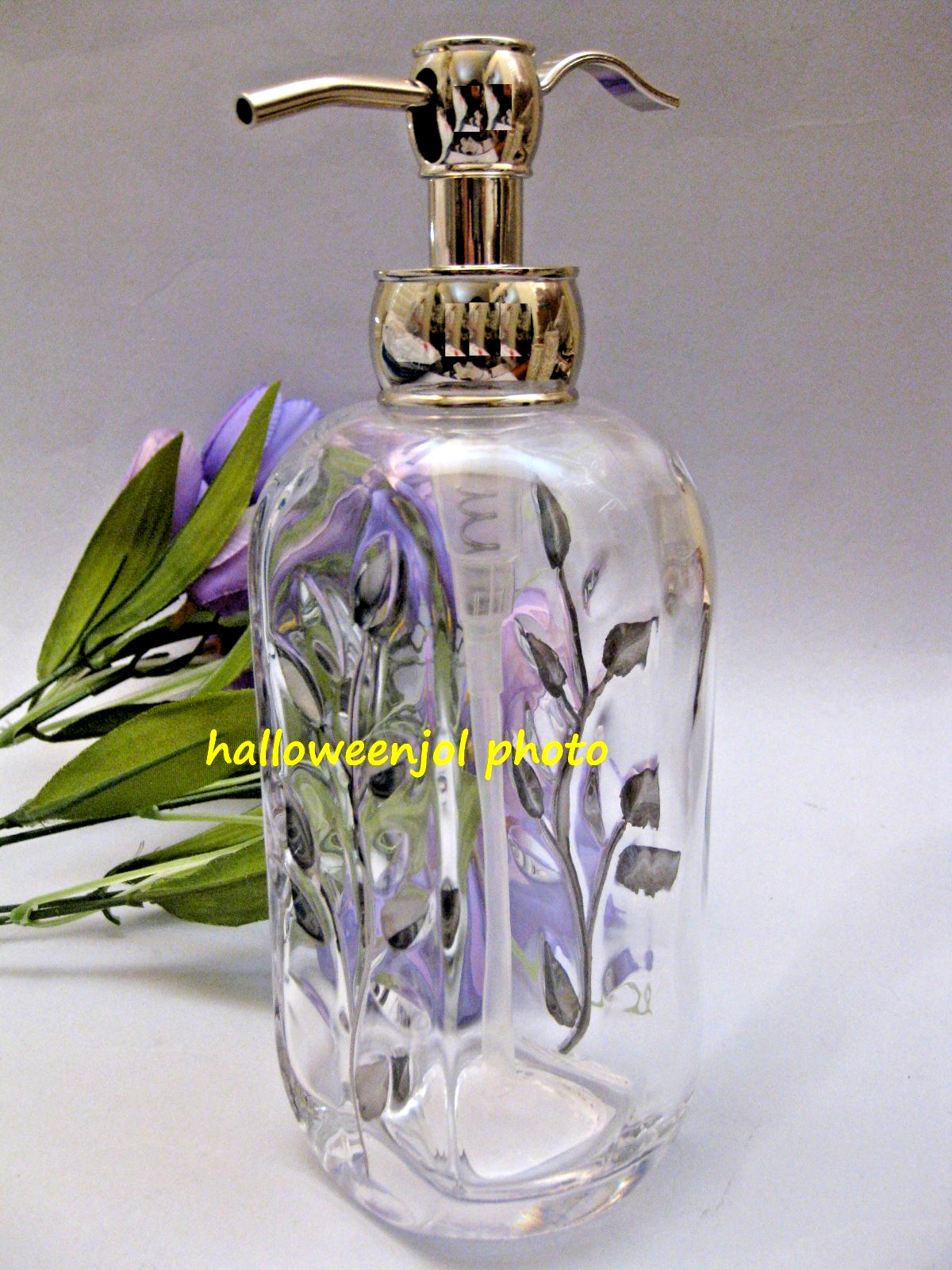 TAHARI  Soap Lotion Pump 8" Dispenser Silver Leaves GLASS Vanity Bathroom NEW