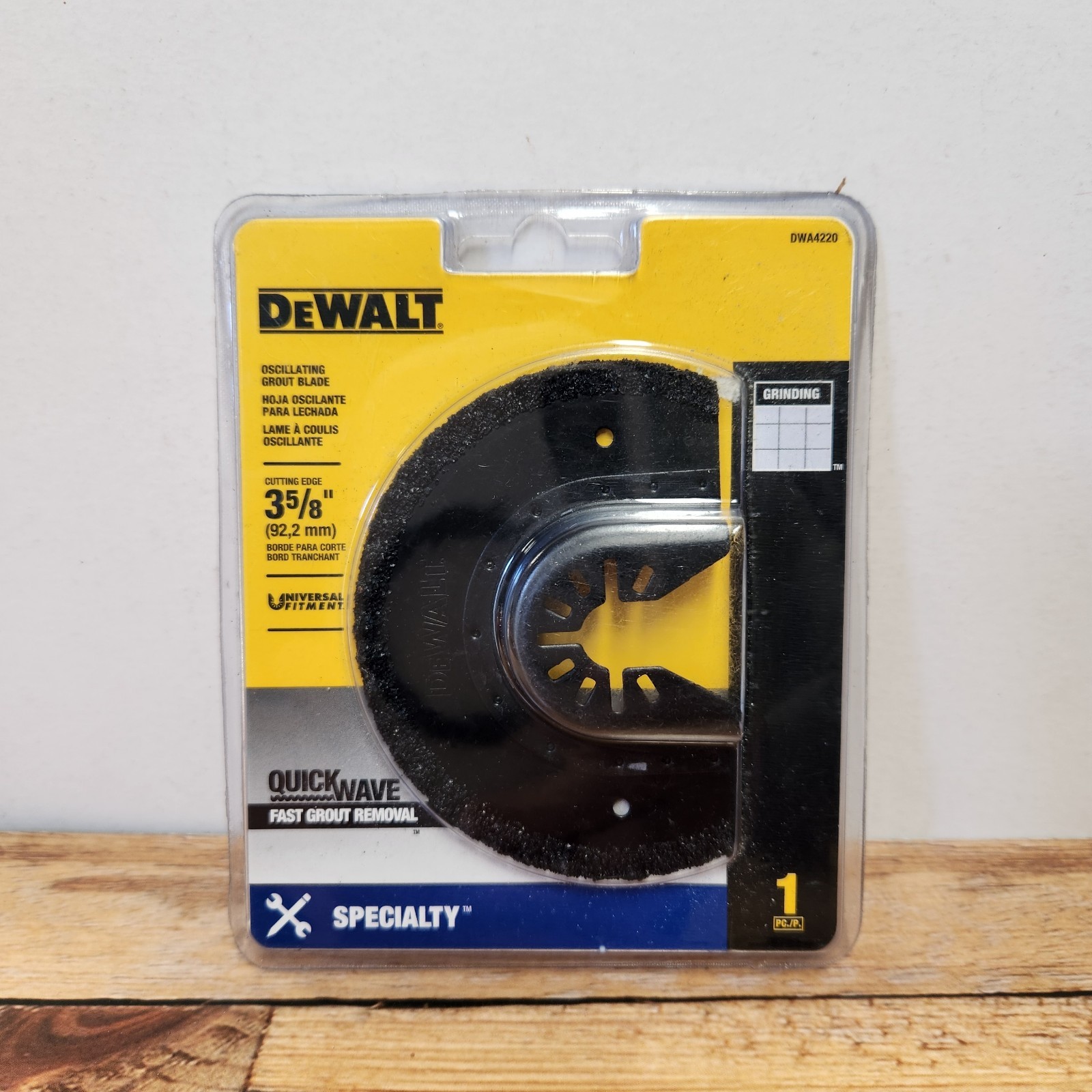 DEWALT DWA4220 3-5/8” Oscillating Blade – Grout Removal Blade, Universal Fit