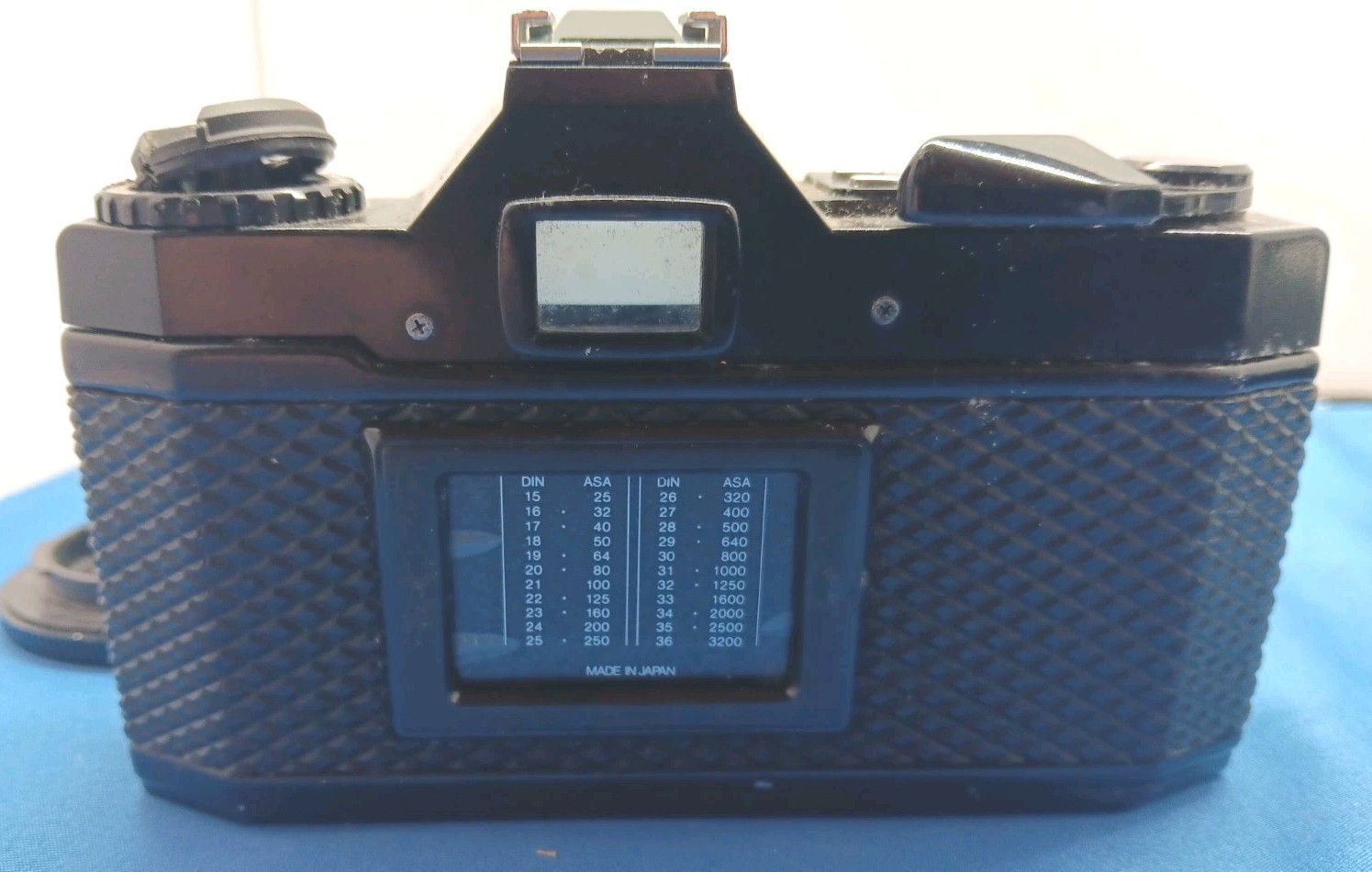 Quantaray Computerized Camera Body, Case, 3 Lenses, Flash Unit, Tint Lenses