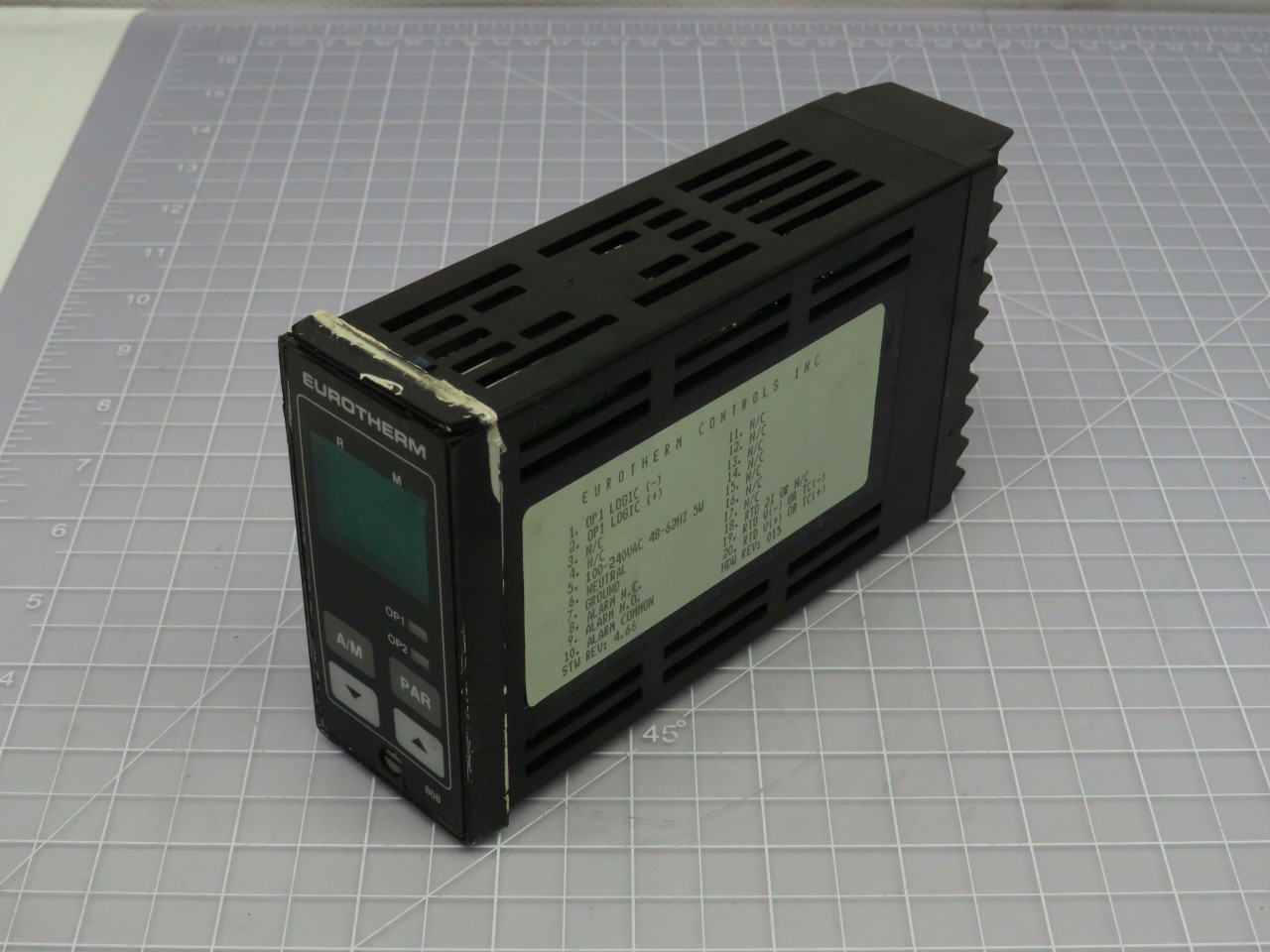 EUROTHERM CONTROLS 808/L1/0/R1/0/0/QLS TEMPERATURE CONTROL J THERMOCOUPLE 0-300