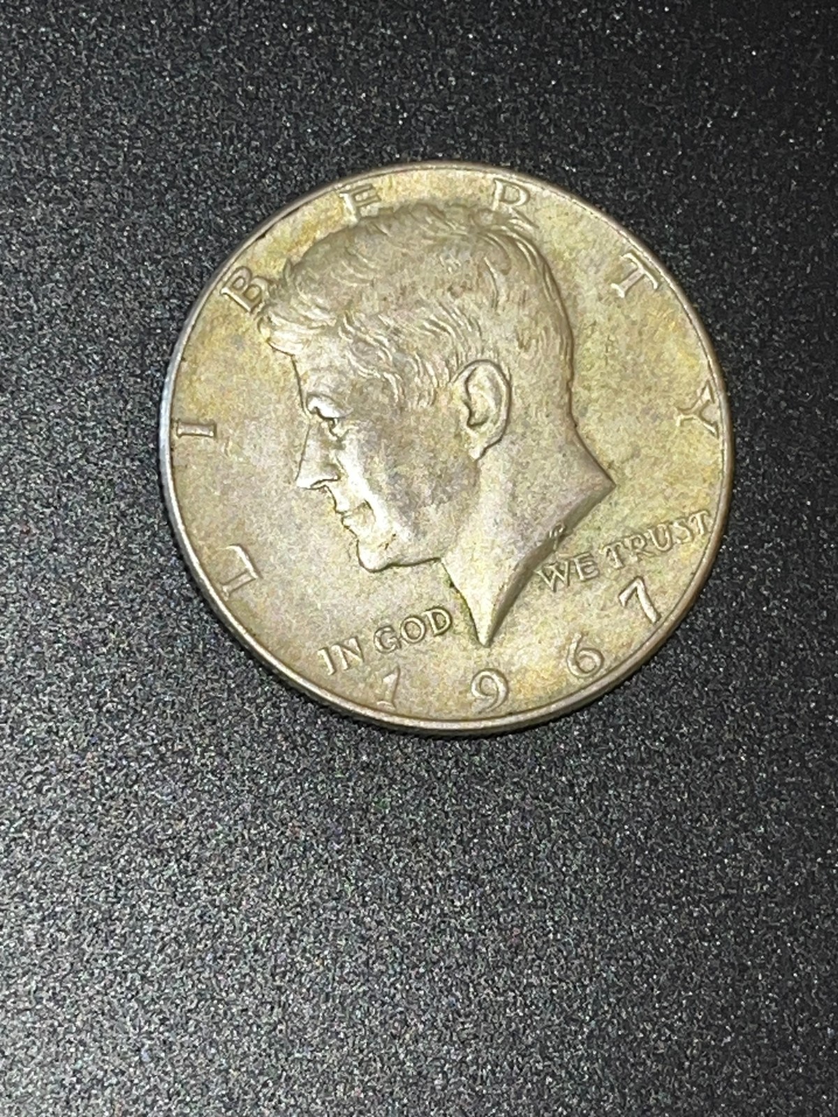 1967 half dollar kennedy NO MINT MARK- SILVER