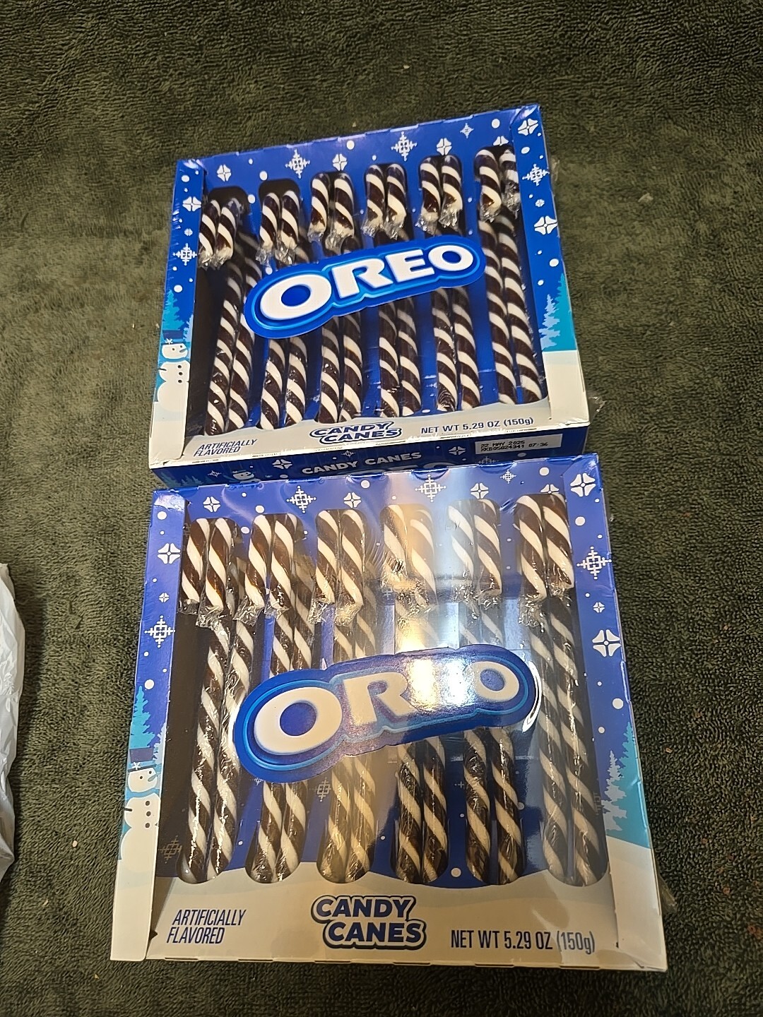 2 Boxes of Spangler Oreo Cookie Flavored Holiday Candy Canes Oreo candy canes