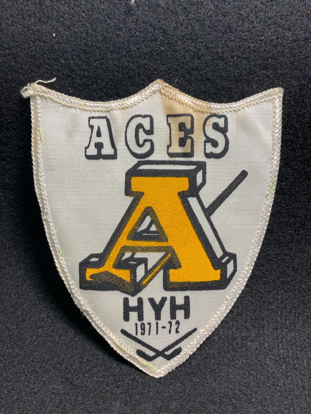 1971 - 1972 Vintage Hamden Youth Hockey Aces Connecticut Patch