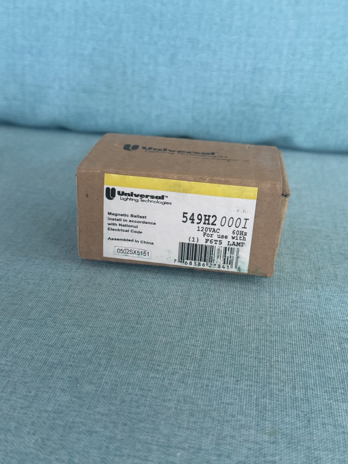 Lot Of 2. Universal Lighting Technologies Model 549H2