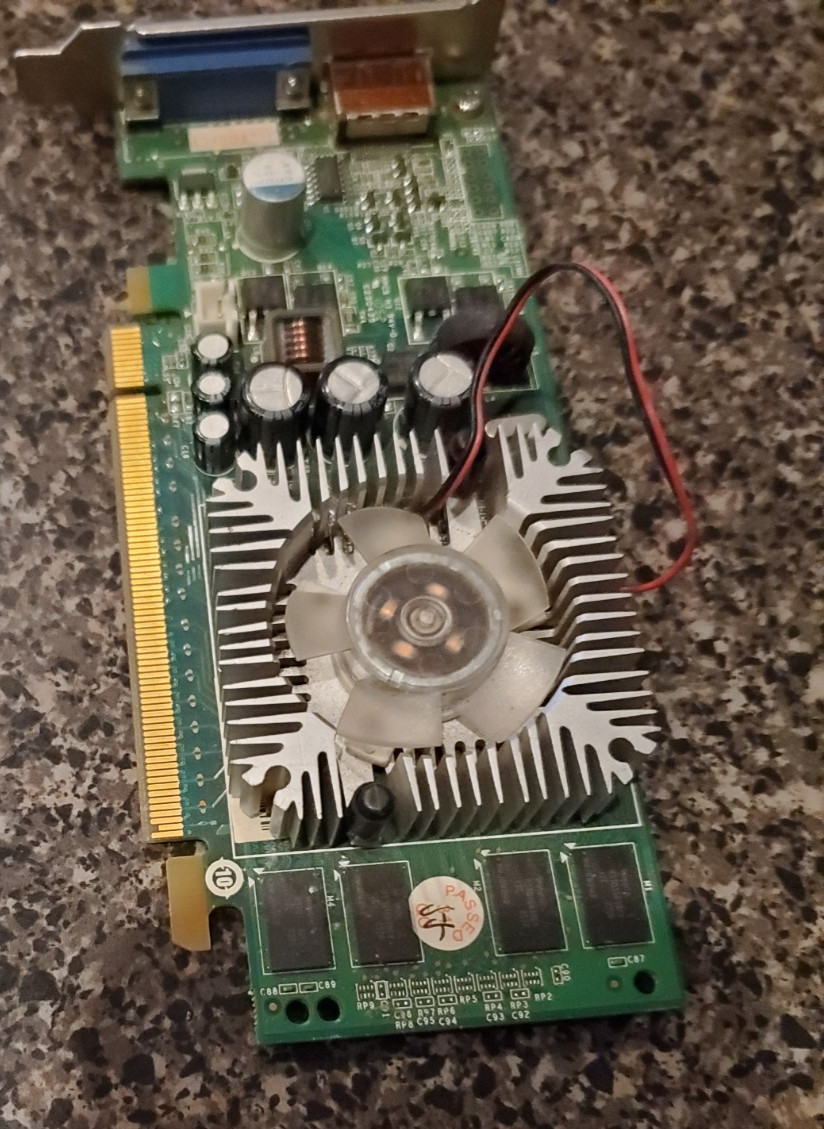 Lenovo Nvidia GT310 512MB VGA/DisplayPort Graphics Card