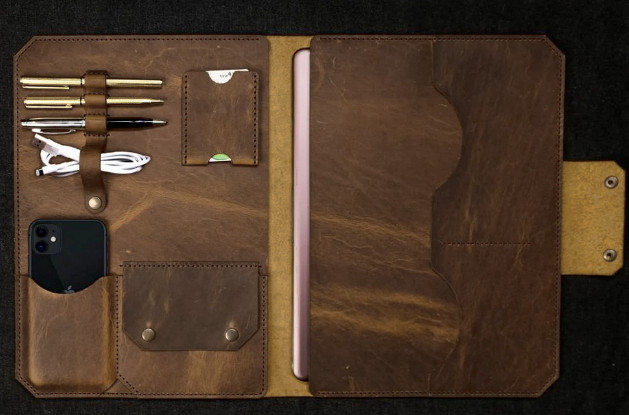 Briefcase ipad bag pen Messenger Pouch phone card pocket cow Leather brown Q116