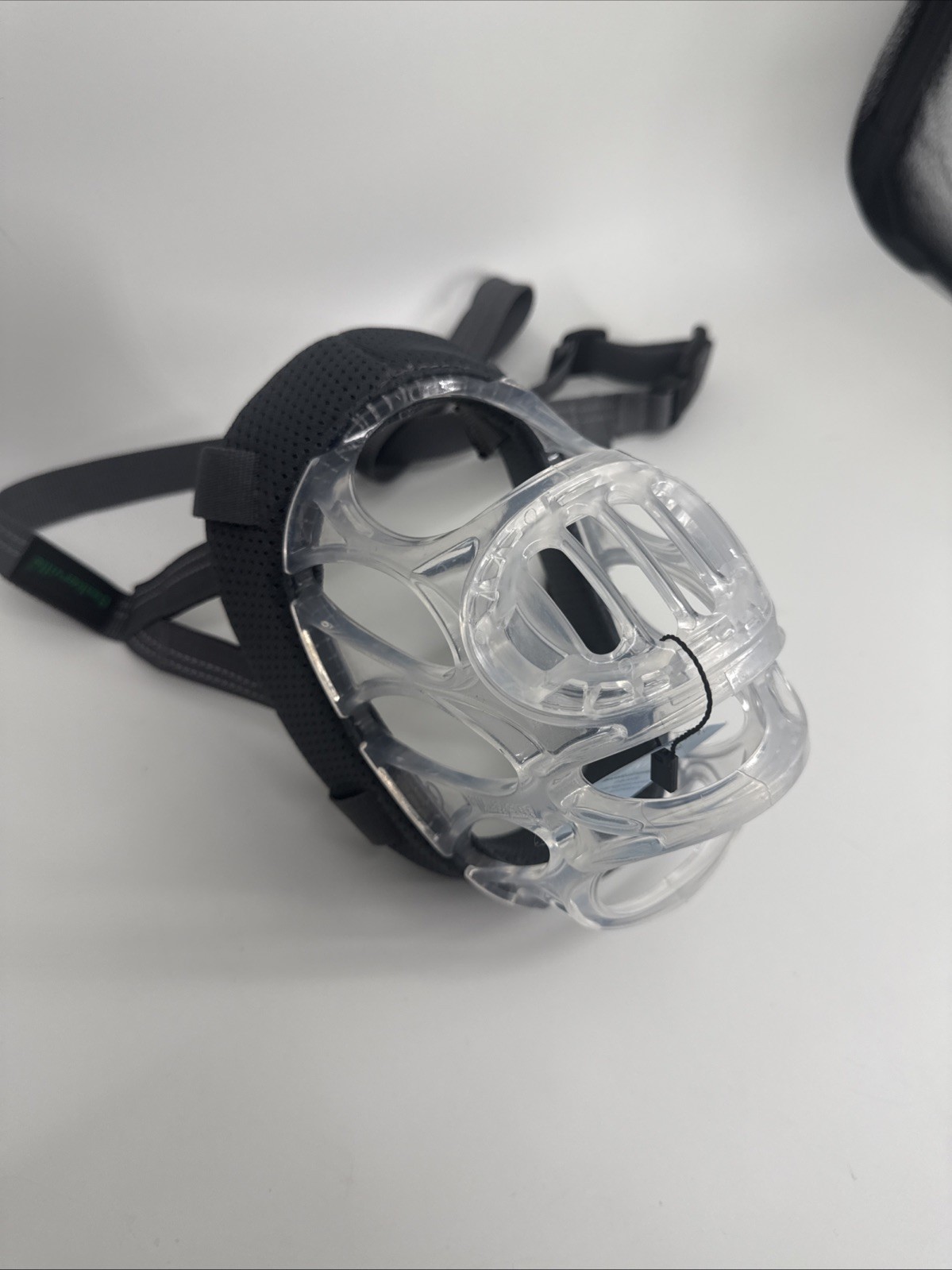 Baskerville INVISA Basket Dog Muzzle NWT SZ 6