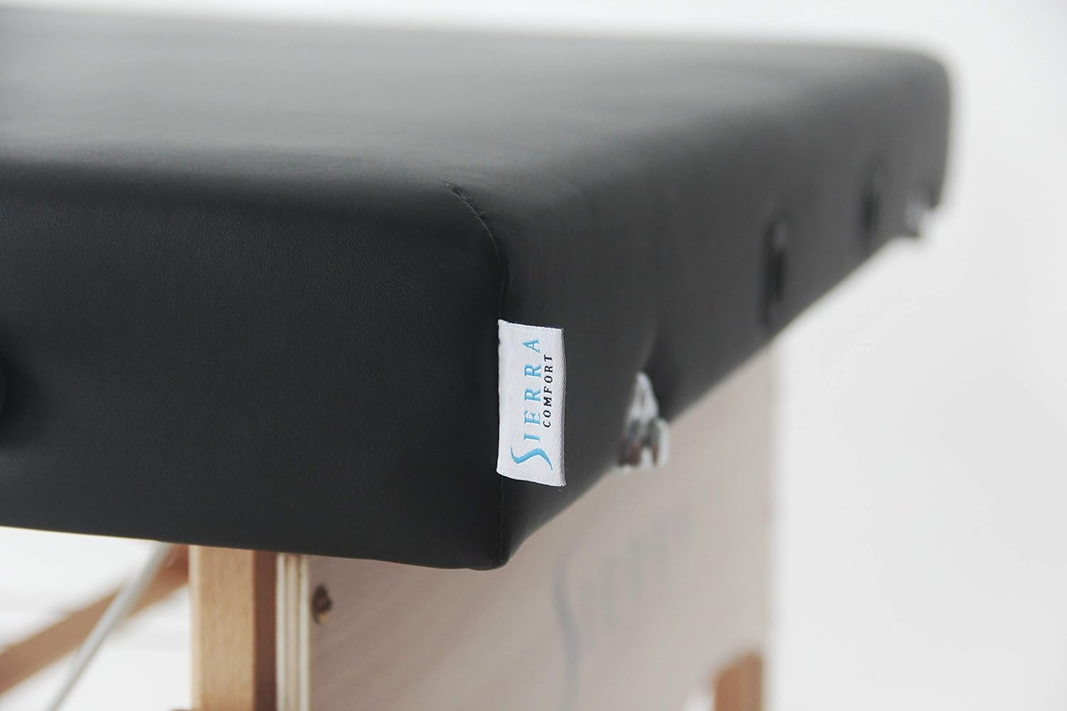 Low-Level Portable Massage Table, SC-1004 (Black)