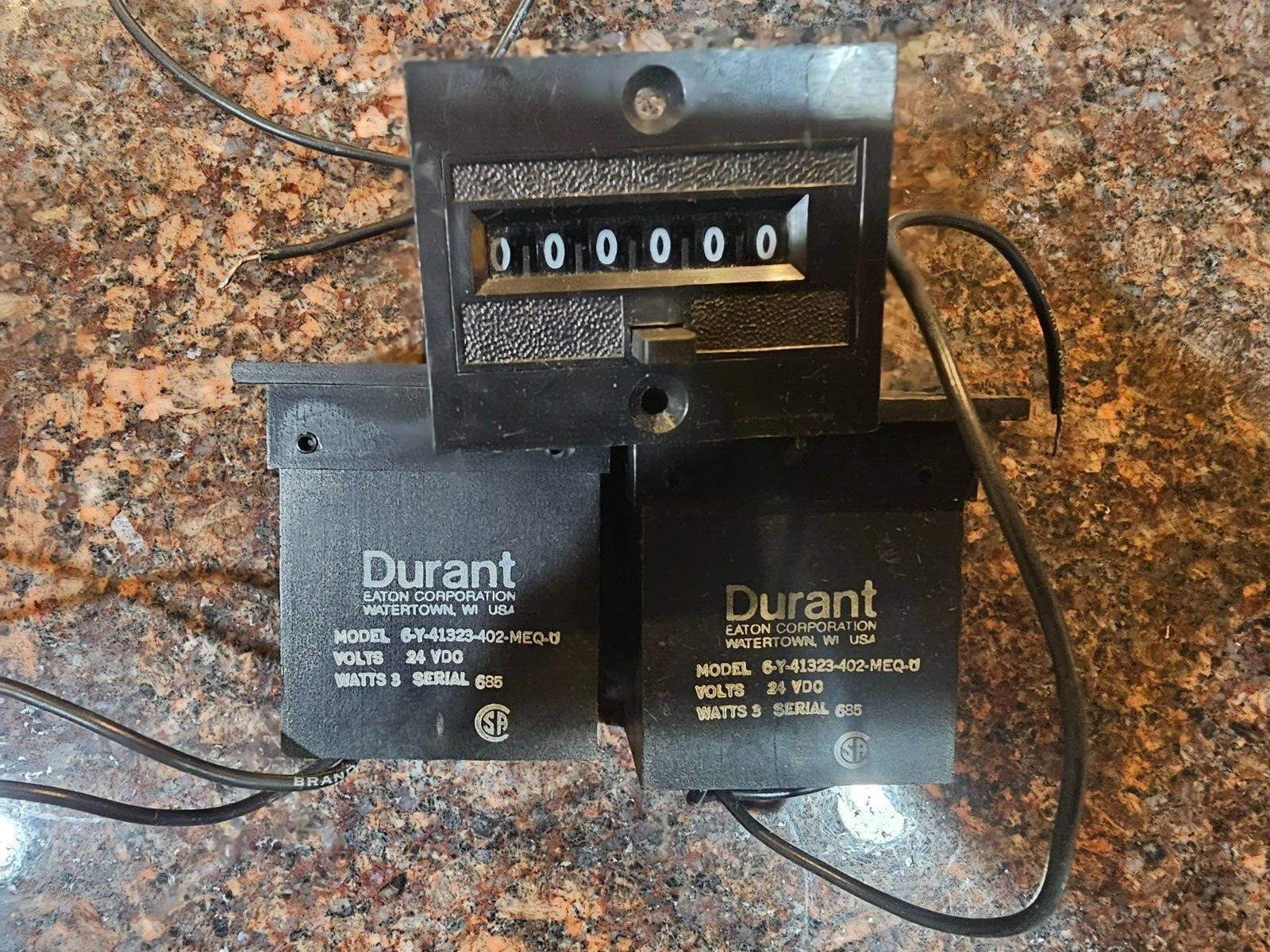 QTY 1 Durant Eaton 6-Y-41323-402-MEQU Miniature Electric Counter Free Shipping