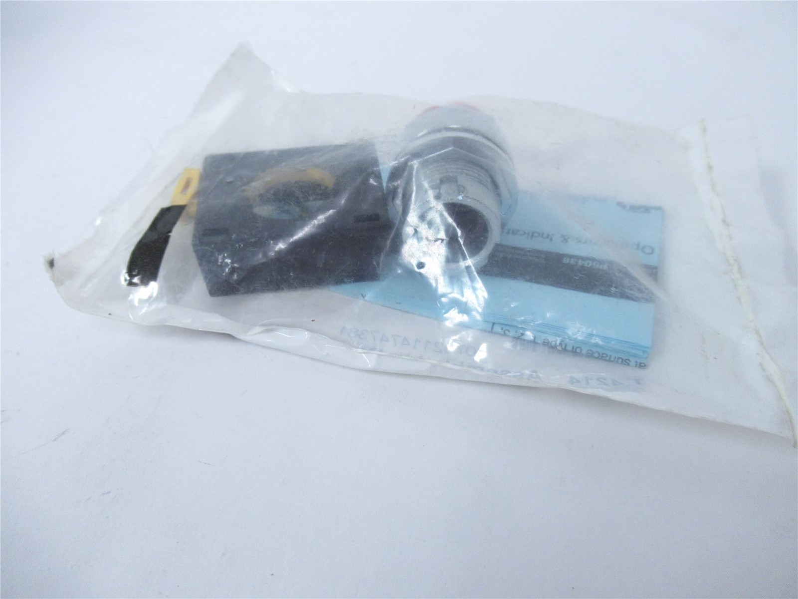 240381 New In Box; Eaton EM22E2 Pushbutton - 25 MM Red; Extended Button