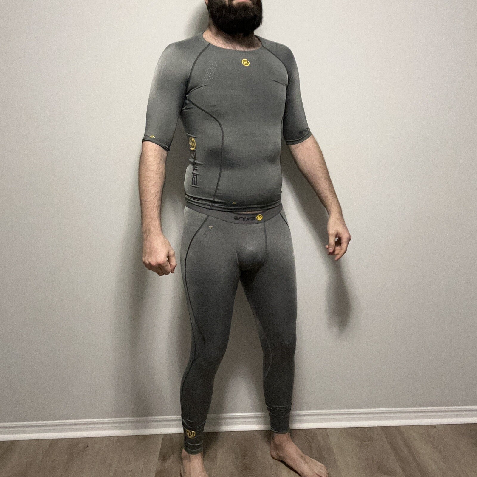 SKINS compression shirt tights set