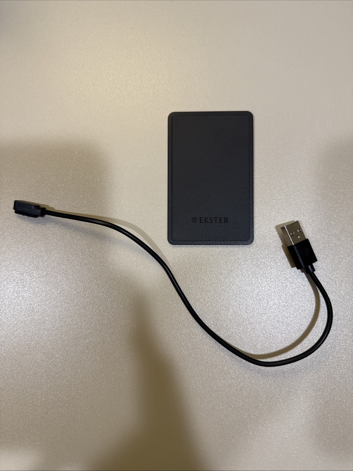Ekster Finder Card Wallet Finder | Rechargeable Bluetooth GPS Tracker | Black