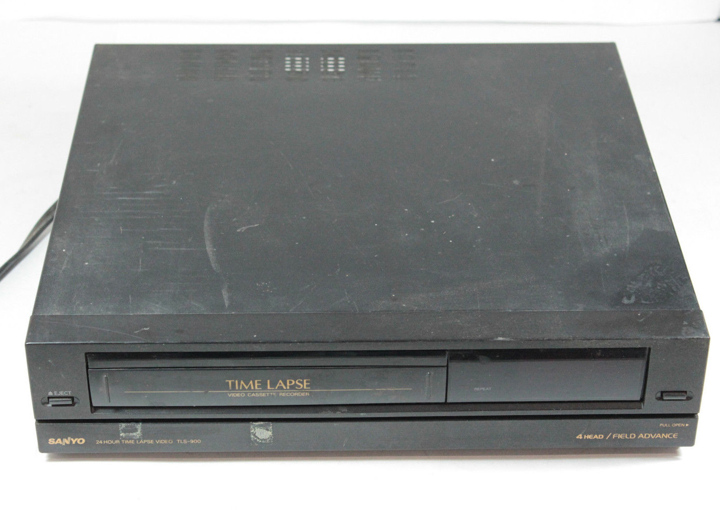 Vintage Sanyo 24 Hour Time Lapse Video TLS-900 Closed Circuit TV Recorder