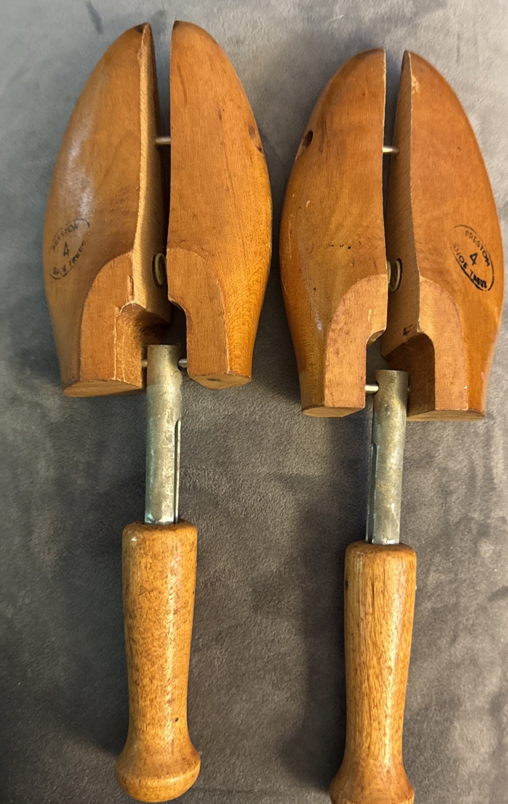 Shoe Tree Vintage Preston Tree 4 Wood Spring Loaded  Adjustable Made In Canada
