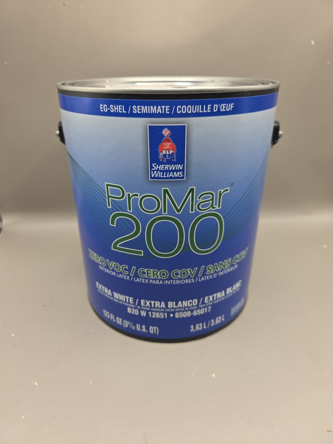 1 Gallon Sherwin Williams Promar 200 EggShel Color 9166 Drift Of Mist