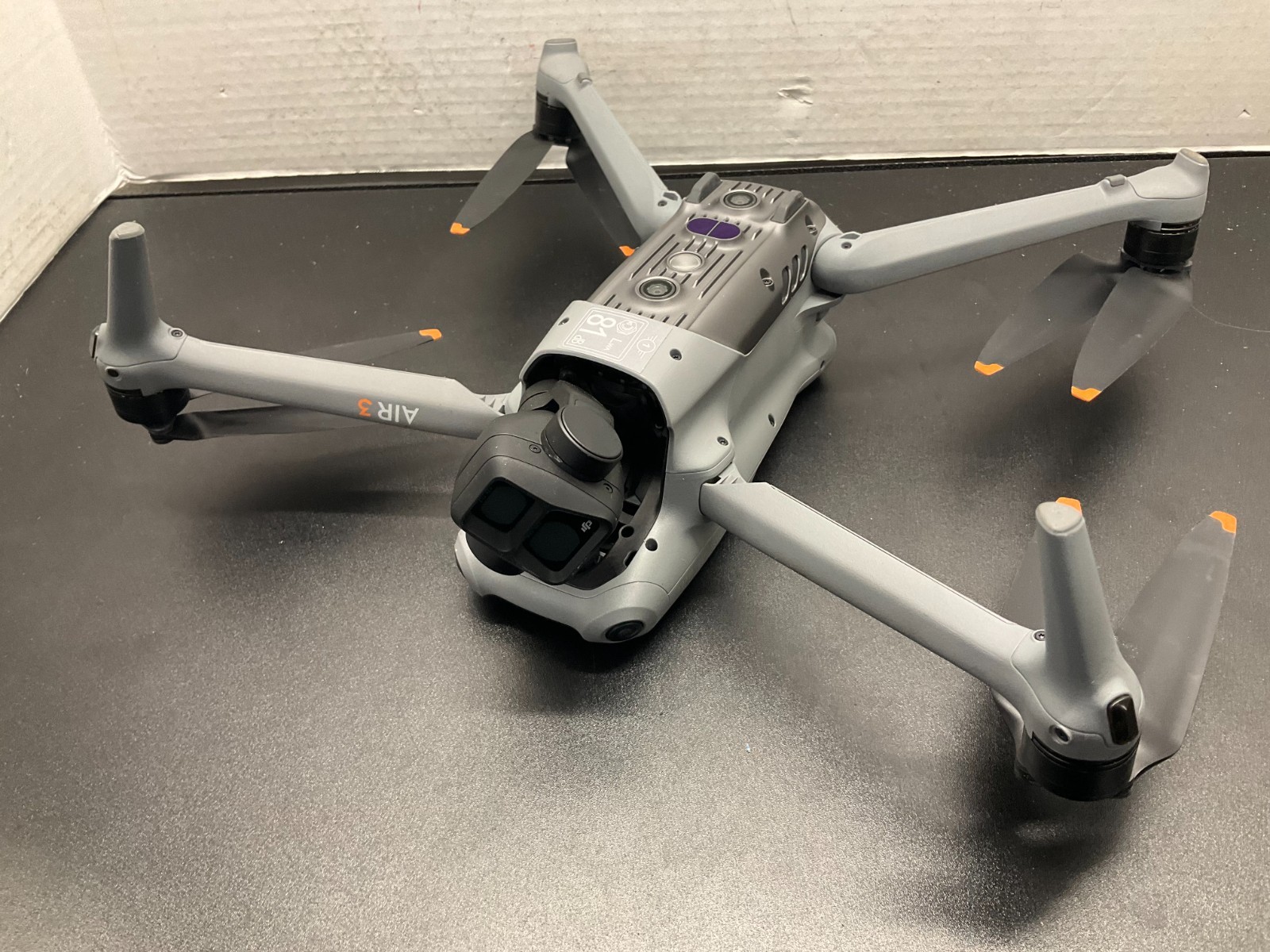 DJI Air 3 Drone Quadcopter Aircraft non Functioning Store Display Unit For parts