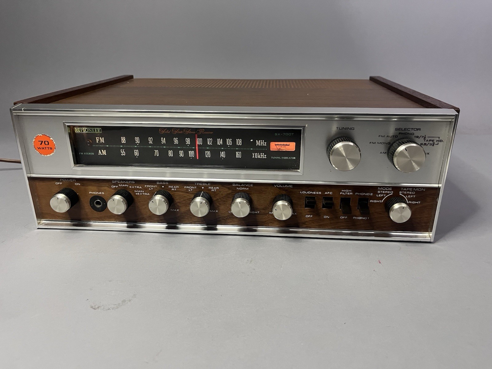 Pioneer SX-700T Vintage  AM/FM Solid State Stereo Receiver w/ LED LIght Kit
