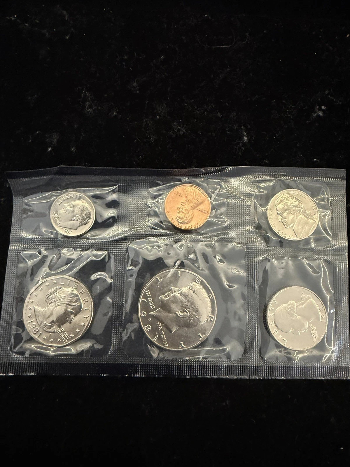 1981 US Mint Set with Susan B Anthony  6 coins