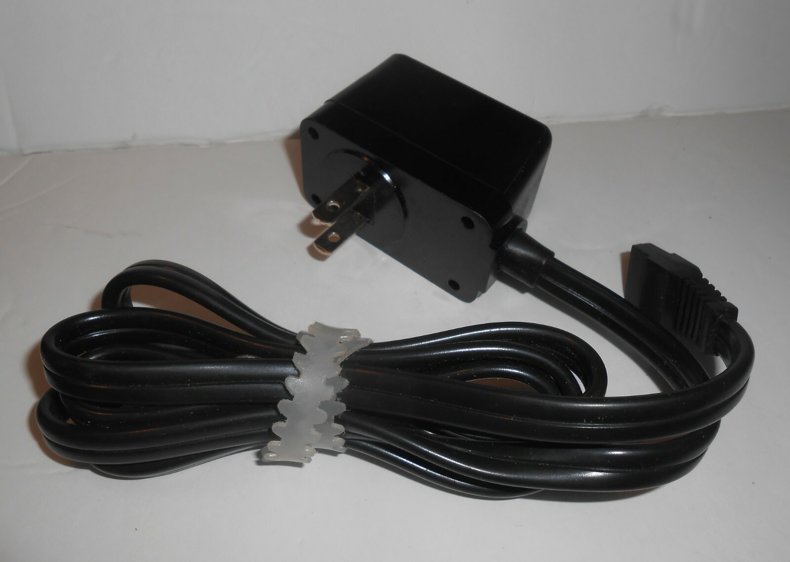 VIVITAR Electronic Flash 161/261 Charger