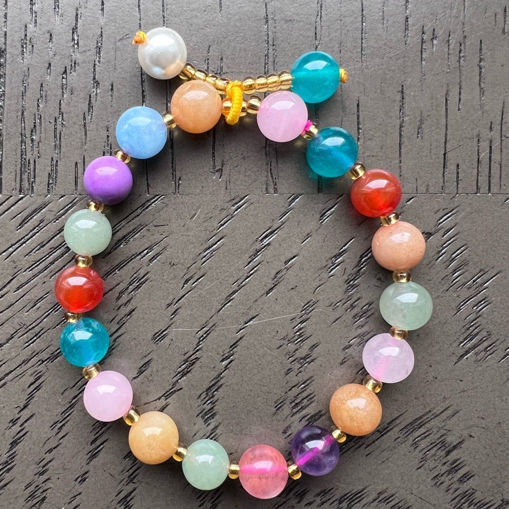 Colorful agate with charm bracelet
