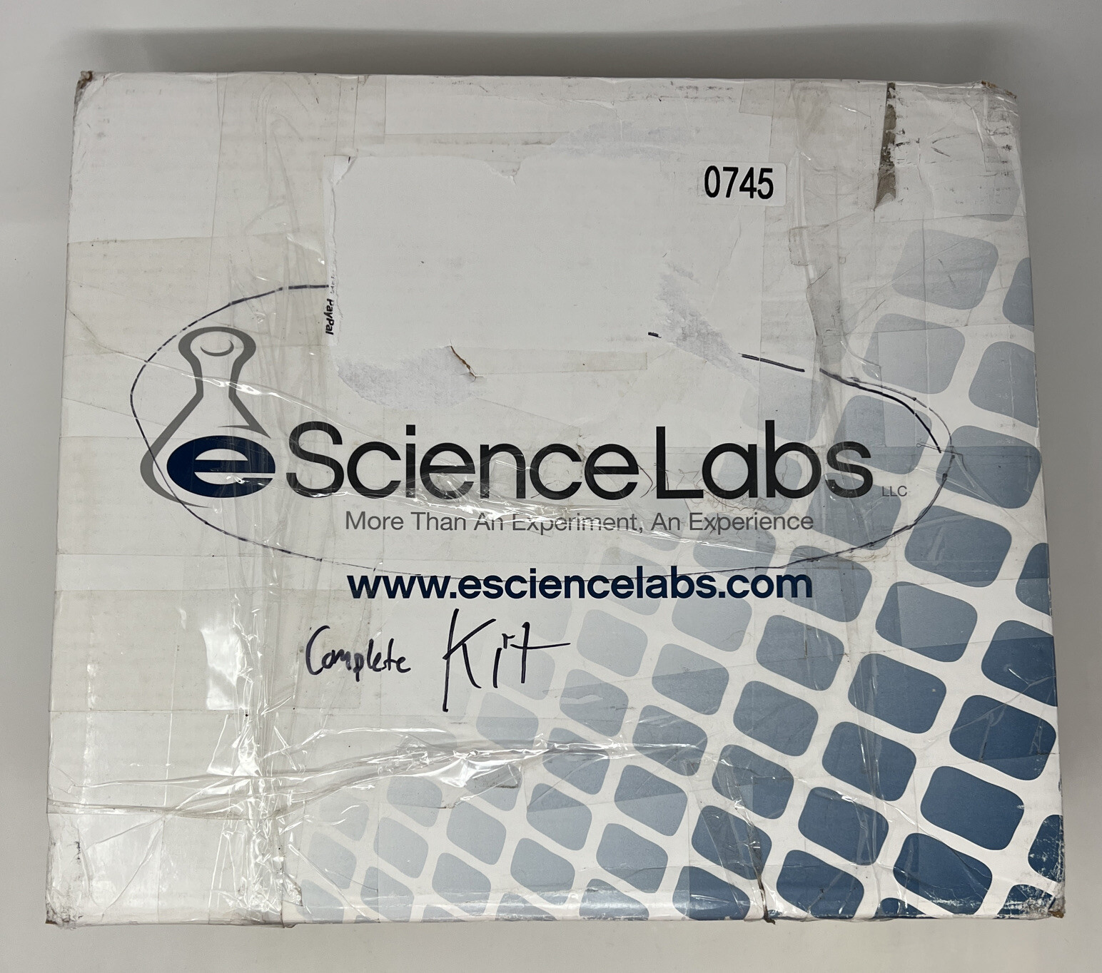 eScience Labs Kit SCI207 COMPLETE WITH BOX DAMAGE SEE PHOTOS