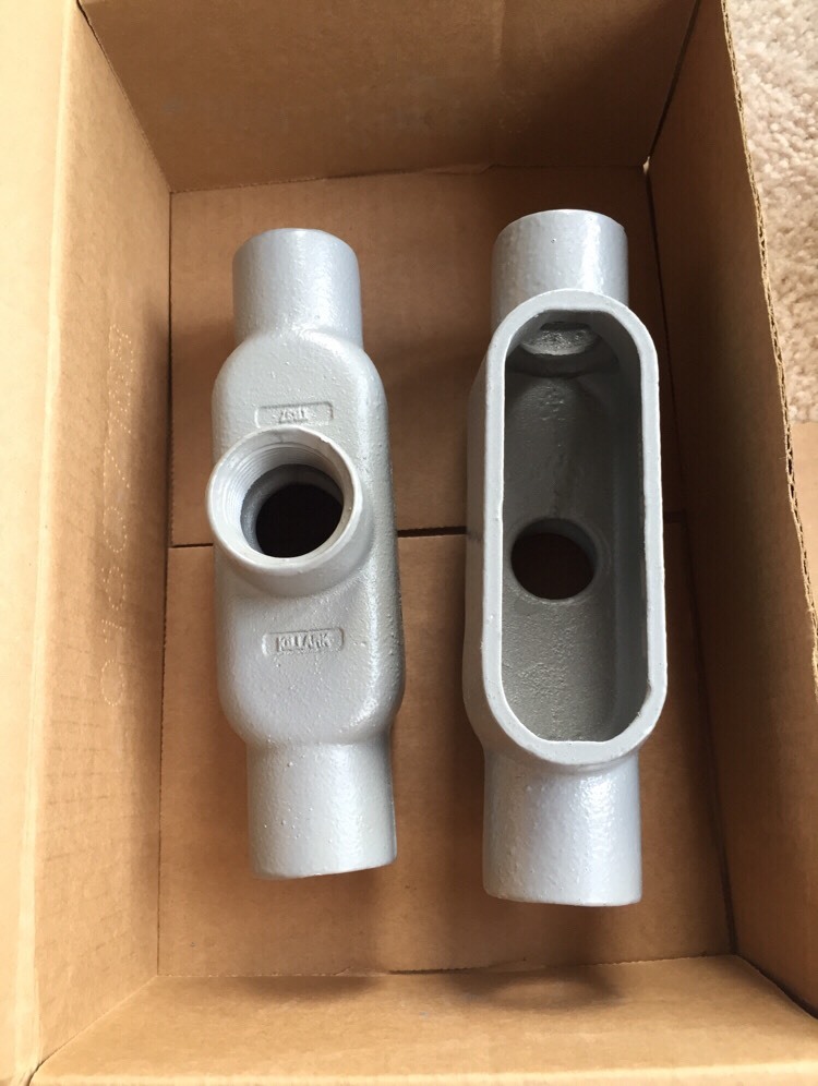 Hubbell Killark TB37 Conduit Body w/o Cover 1" TB Body Lot Of 2