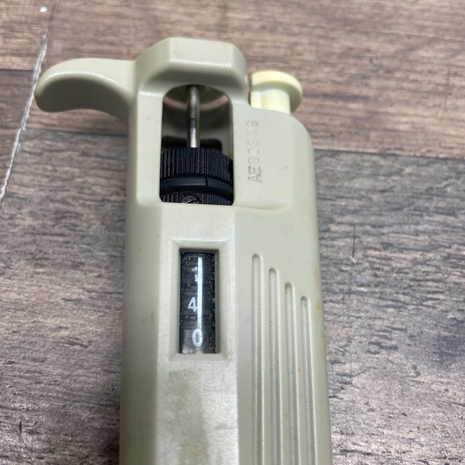 Oxford Pipette Micropipette 2-20 ul