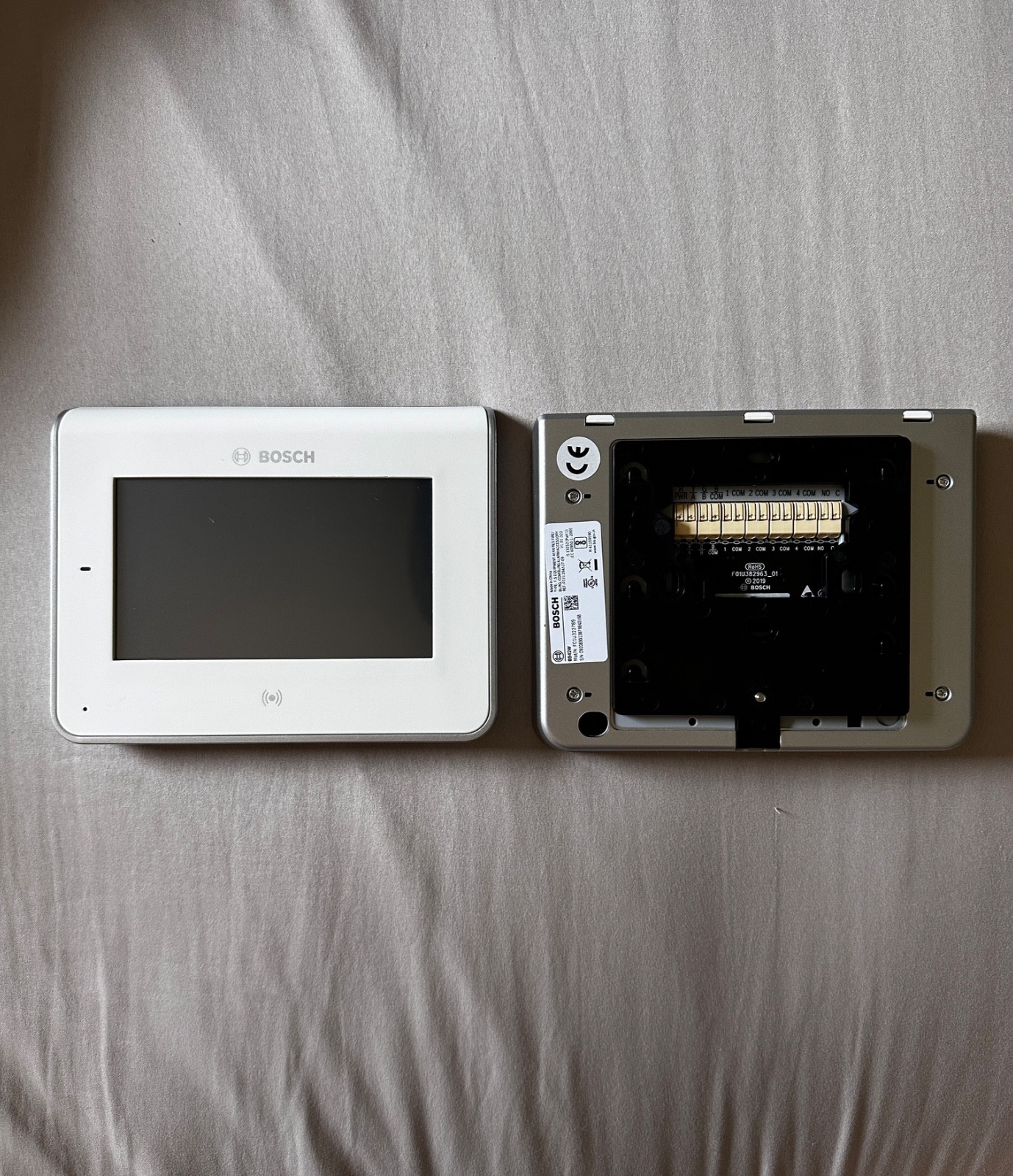 Bosch B942W Touch Screen Keypad - White - access control