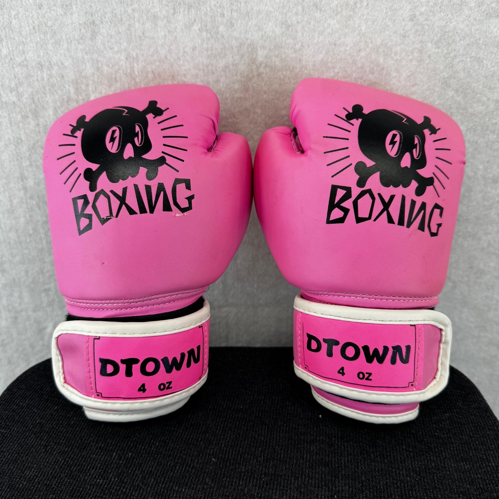 Kids Boxing Gloves 4 oz Pink Skull Crossbones Youth Training Sparring DTOWN